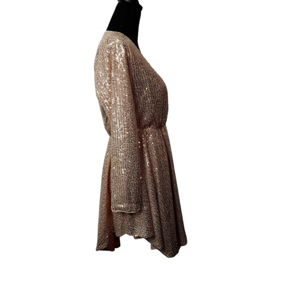 NWT Collective The Label Exclusive wrap sequin mini dress in rose gold sz 6p - Picture 9 of 13